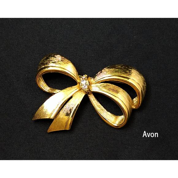 Avon Bow Brooch, Gold Plated, Clear Rhinestones, 1960s Jewelry - Picture 6 of 10